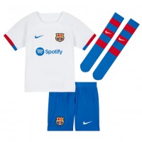 Otroški Nogometni dresi Barcelona Ferran Torres #7 Gostujoči 2023-24 Kratek Rokav (+ Kratke hlače)